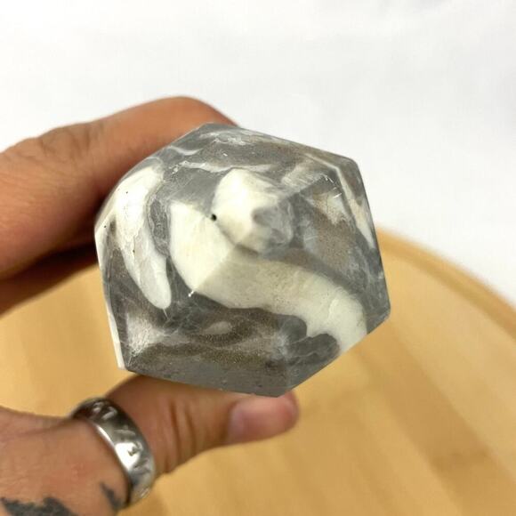 Zebra Jasper Crystal 5" Tall Natural Healing Stone Tower 467g - Picture 12 of 14
